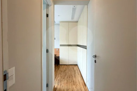 Apartamento à venda com 3 suítes em Vila Mariana, São Paulo, SP