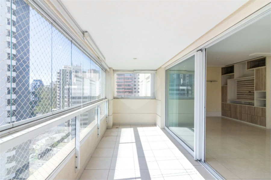 Vila Andrade / Jardim Sul - 4 dormitórios | 2 suítes | 3 vagas | depósito