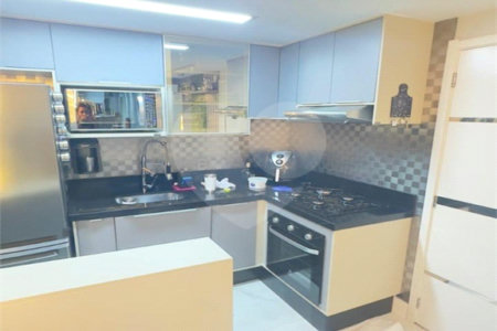 Apartamento com 40 m², 2 quartos, à venda no Cambuci