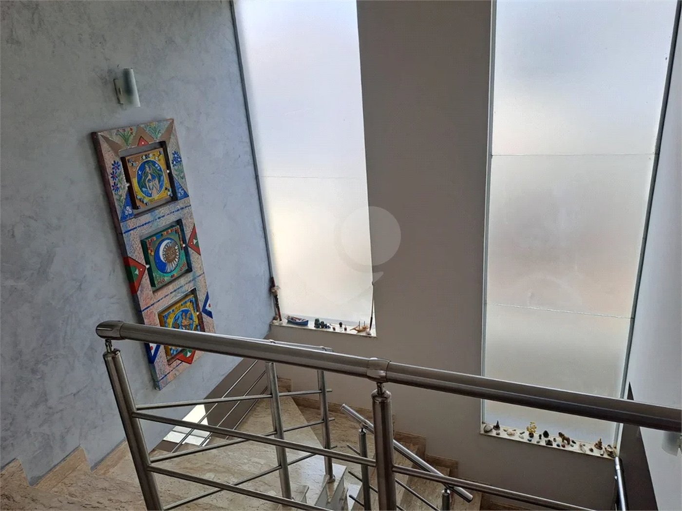 Linda Casa 3 dormitórios com piscina - R$ 950.000,00