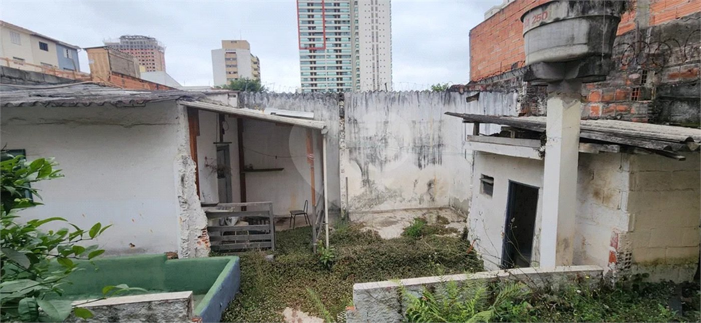 Vende-se Terreno no Jardim Aeroporto