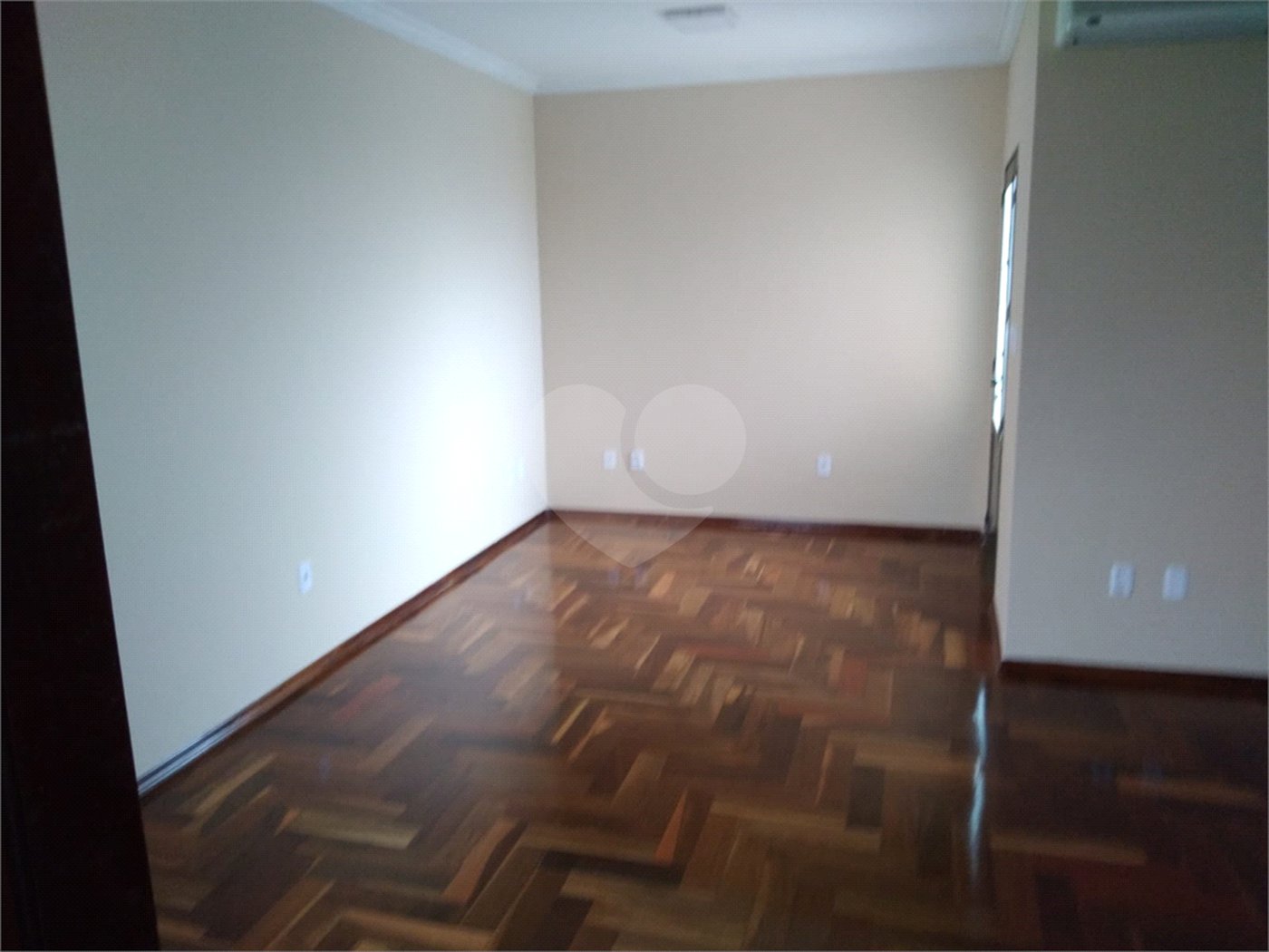 Sobrado 3 quartos 1 suíte