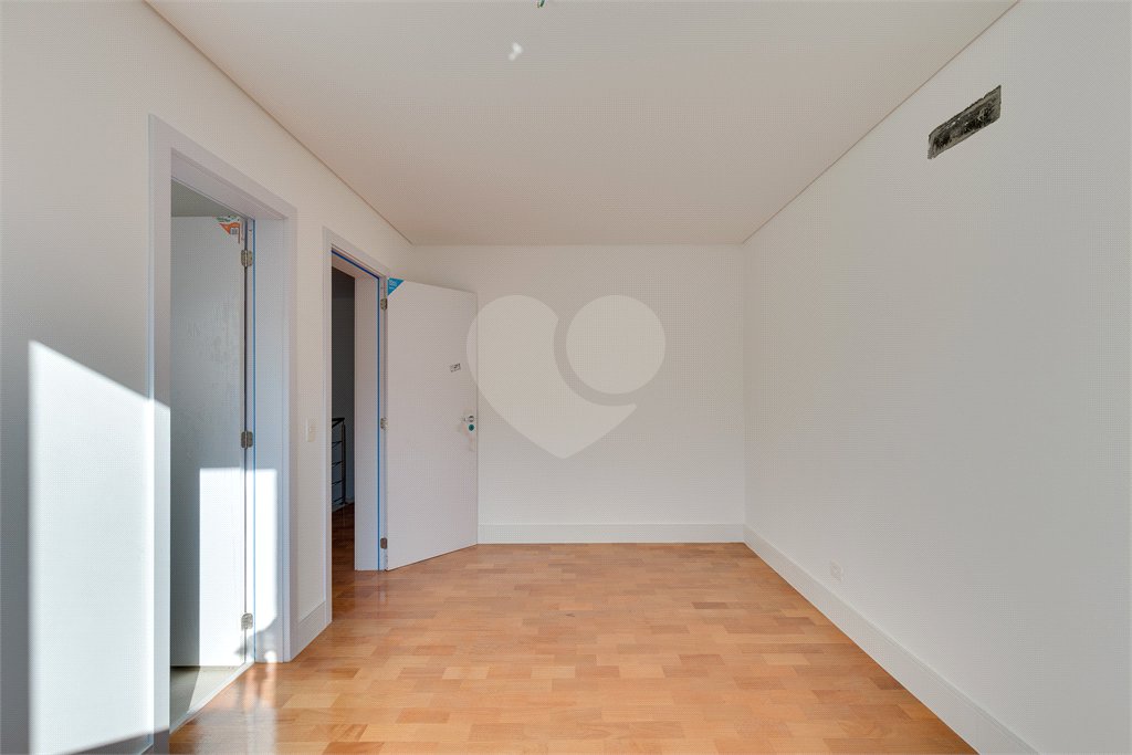 Casa à venda com 4 suítes no condomínio Vila Arese, São Paulo - SP