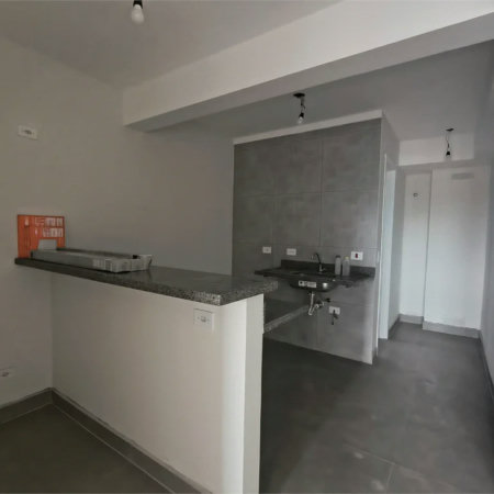 Apartamento à venda de 46m², 1 dormitório, sacada ao lado da USP
