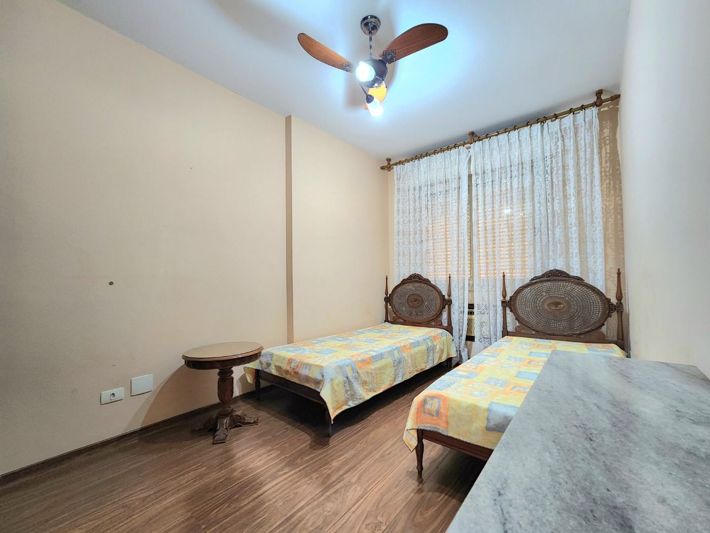 Apartamento com 4 dormitórios à venda, 184 m² por R$ 949.000,00 - Gonzaga - Santos/SP