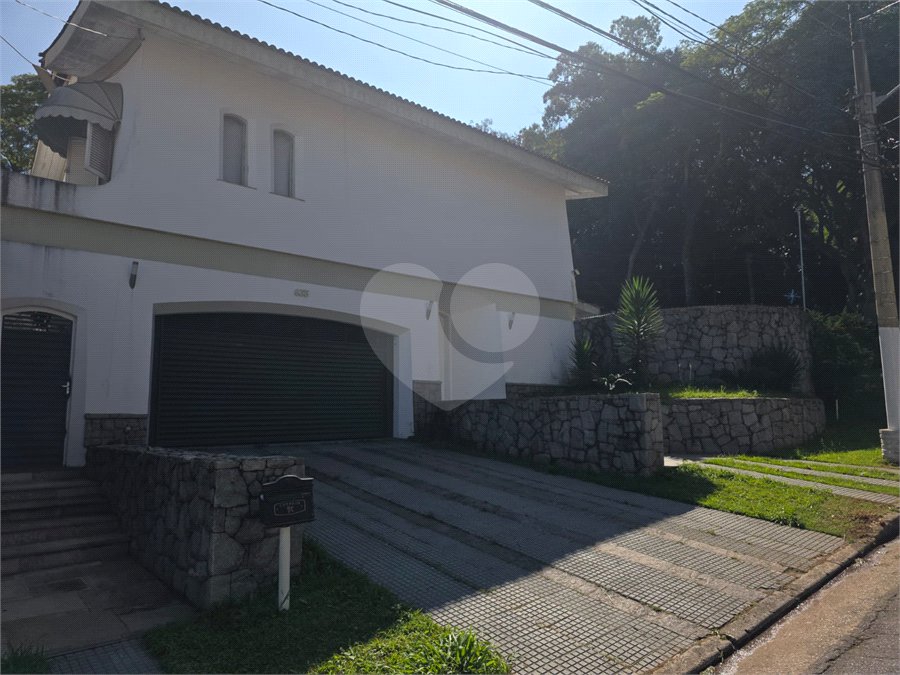 Sobrado à venda com 3 suítes em Jardim França, São Paulo, SP