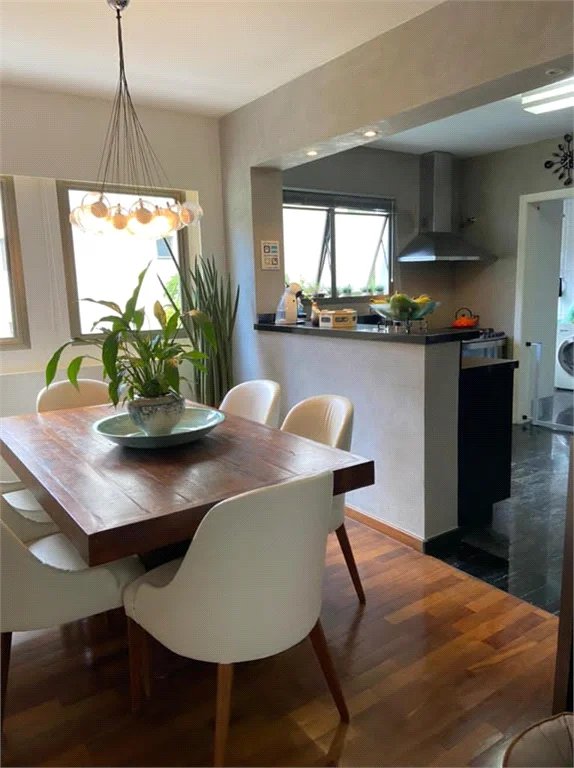 Apartamento à venda com 3 suítes em Vila Suzana, São Paulo, SP