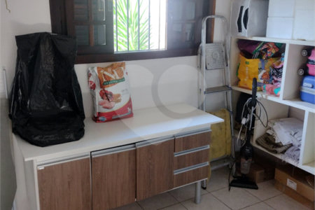Sobrado à venda com 4 suítes em Vila Nova Socorro, Mogi das Cruzes, SP