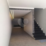Sobrado à venda com 3 quartos, sendo 1 suíte, em Vila São Geraldo, São Paulo, SP