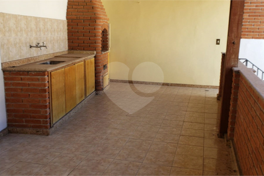 Sobrado à venda com 3 quartos, sendo 1 suíte, em Tremembé, São Paulo, SP
