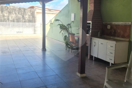 Casa de Vila à venda com 1 suíte em Vila Áurea, Poá, SP