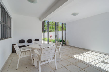 Casa à venda com 3 suítes em Interlagos, São Paulo, SP