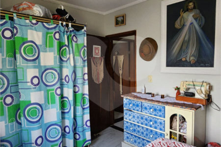 Sobrado à venda com 4 quartos, sendo 1 suíte, em Vila Romão, Salto, SP