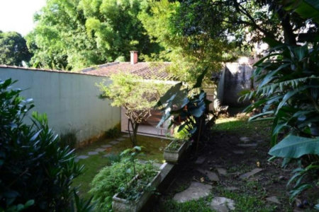 Casa à venda com 3 quartos, sendo 1 suíte, no condomínio Travessa Cacique Apoena,493, São Paulo - SP