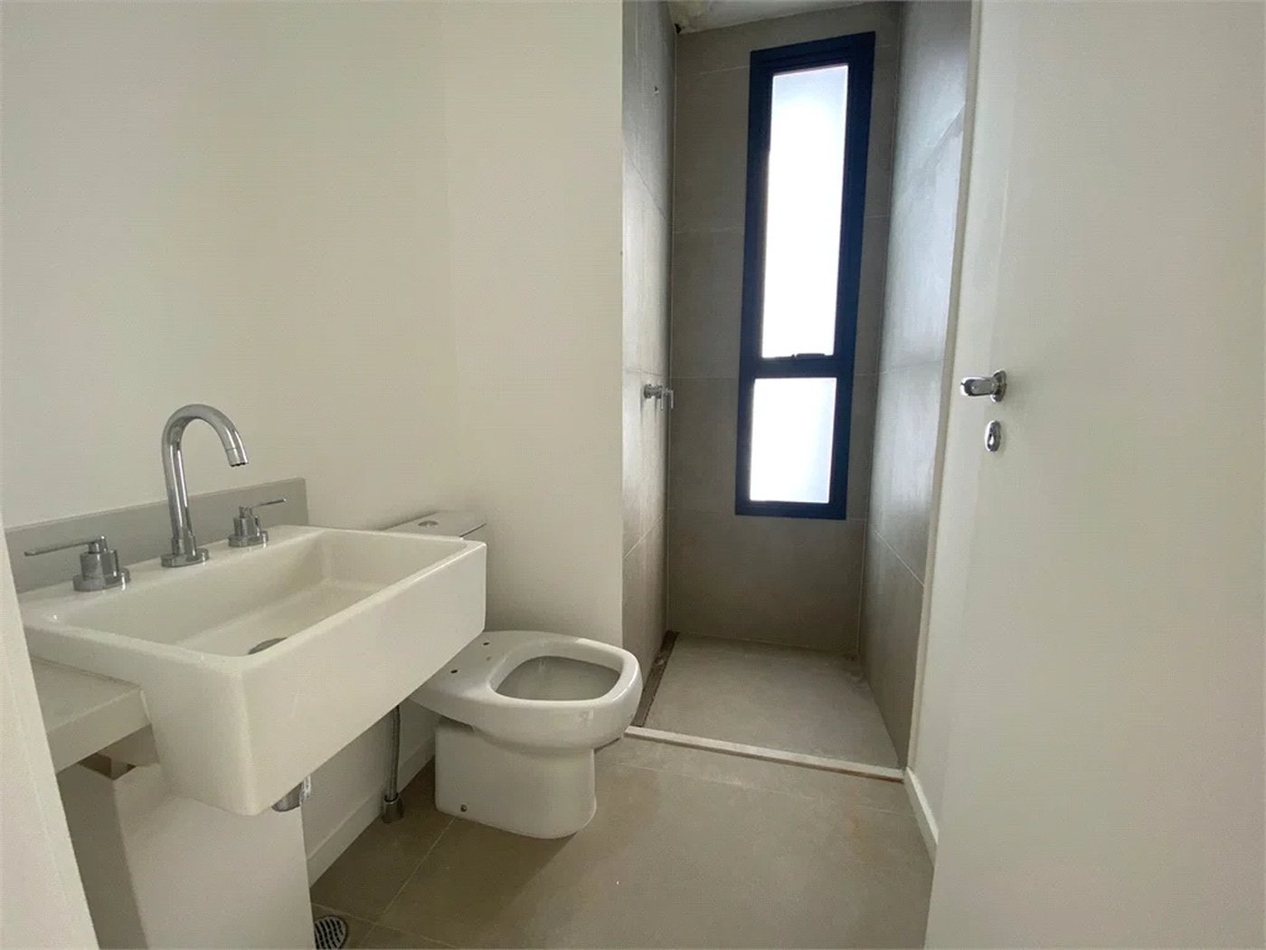 Apartamento à venda com 3 suítes em Jardim das Acácias, São Paulo, SP