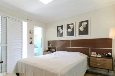 Apartamento à venda com 3 suítes em Vila Ipojuca, São Paulo, SP