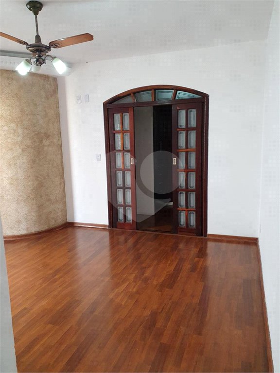 Casa de Vila à venda com 4 quartos, sendo 1 suíte, em Santana, São Paulo, SP
