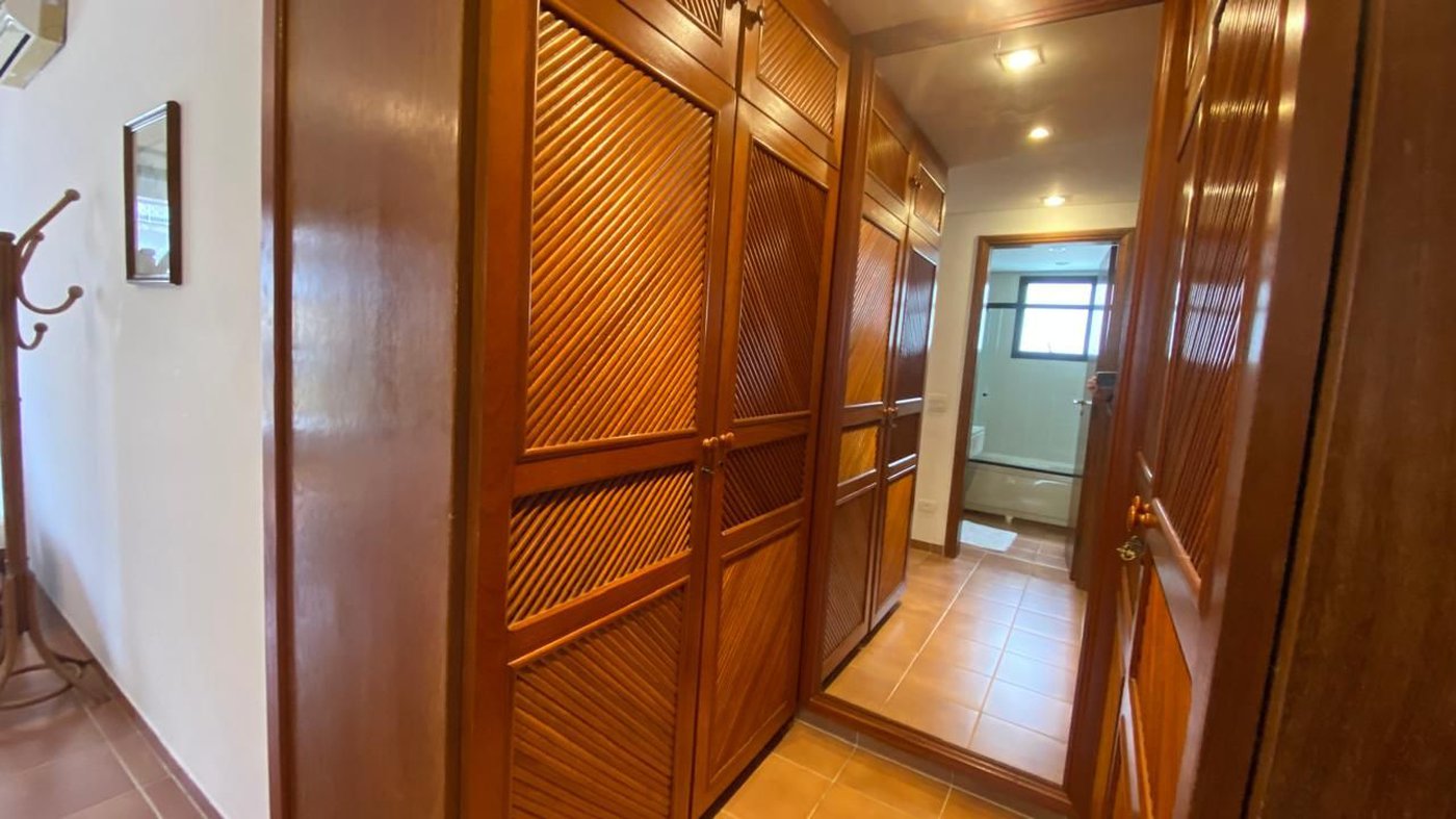 Apartamento com 3 dormitórios à venda, 170 m² por R$ 1.430.000,00 - Pitangueiras - Guarujá/SP