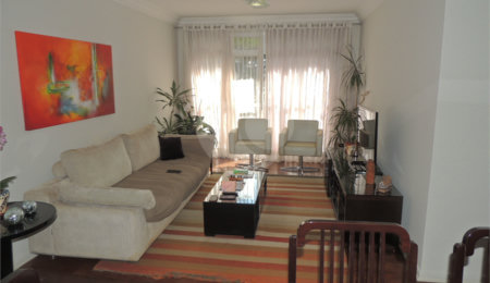 Apartamento à venda com 3 quartos, sendo 1 suíte,  em Santo Amaro, São Paulo, SP