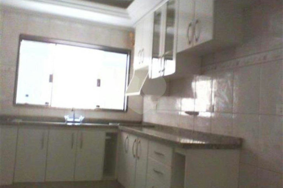 Sobrado à venda com 3 quartos, sendo 1 suíte,  em Imirim, São Paulo, SP