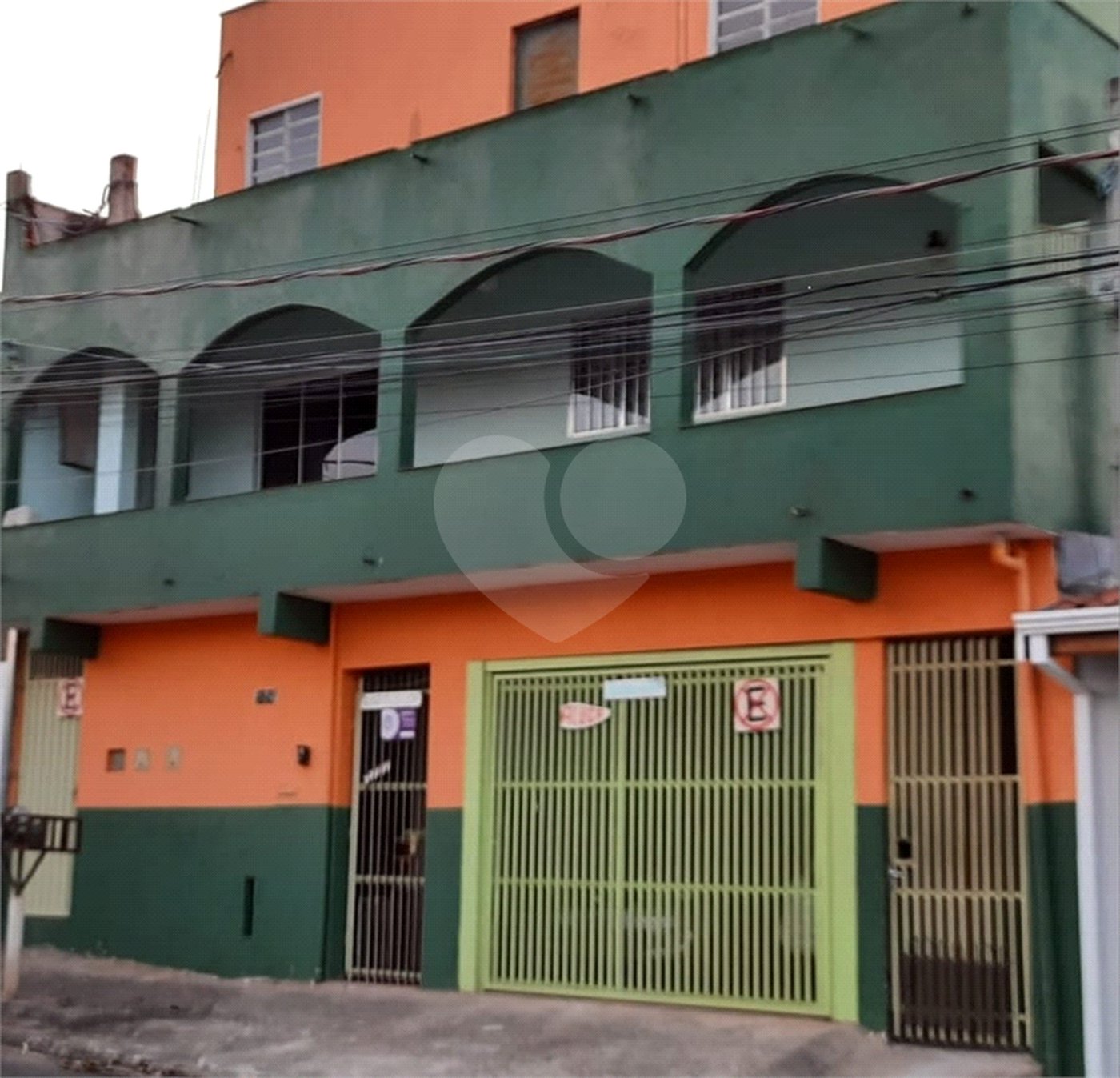 Sobrado à venda com 4 quartos, sendo 2 suítes, em Jardim Morada do Sol, Indaiatuba, SP