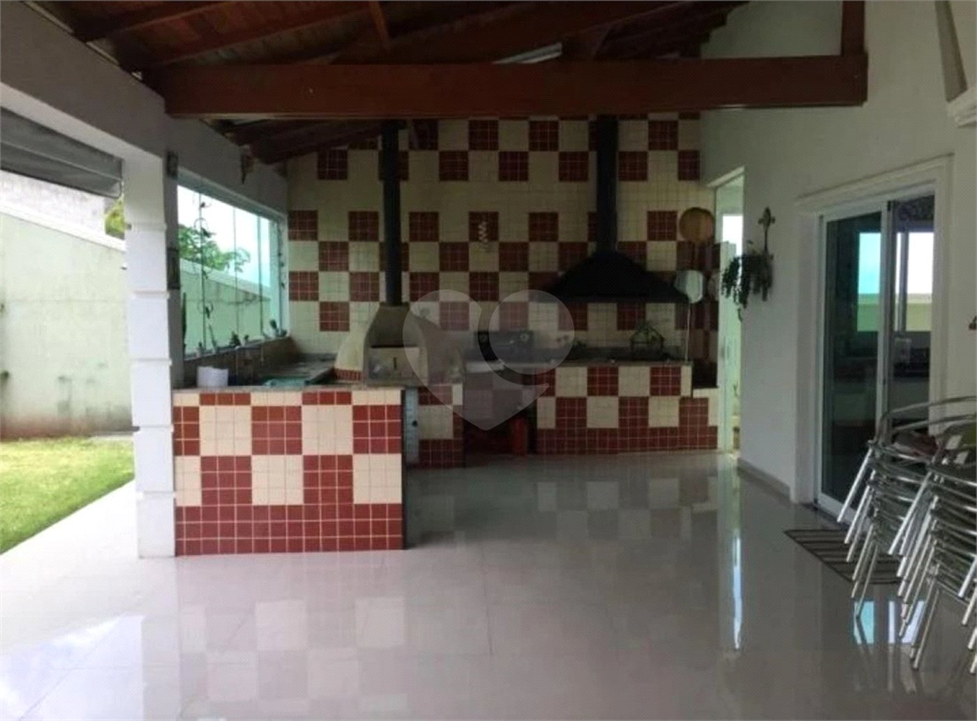 Condomínio à venda com 4 quartos, sendo 2 suítes, em Colinas do Paratehy, Mogi das Cruzes, SP