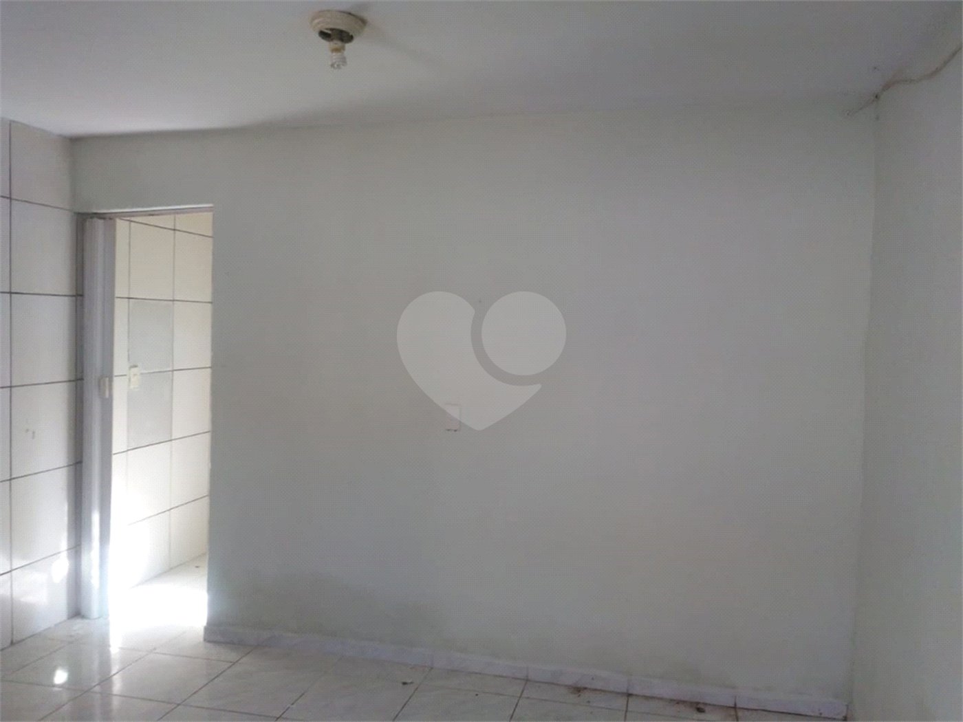 Casa à venda com 4 quartos, sendo 3 suítes, em Jardim Alvinópolis, Atibaia, SP