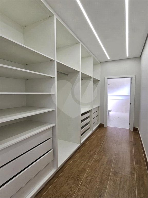 Casa à venda com 3 suítes no condomínio Residencial Milano, Indaiatuba - SP