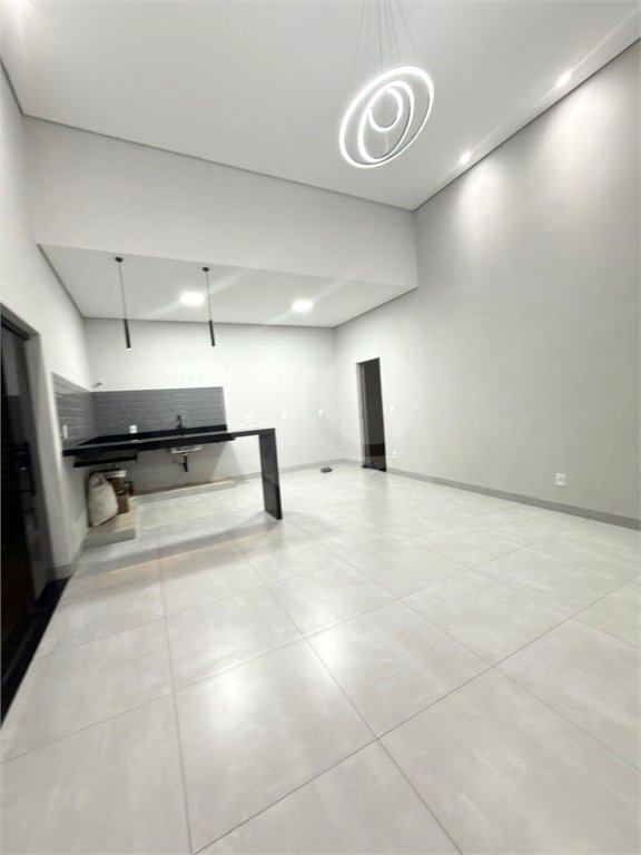 Casa à venda com 3 quartos, sendo 1 suíte, em Jardim Santa Cecília, Ribeirão Preto, SP