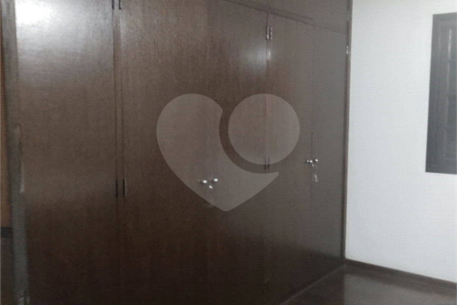 Sobrado à venda com 3 quartos, sendo 1 suíte, em Palmas do Tremembé, São Paulo, SP