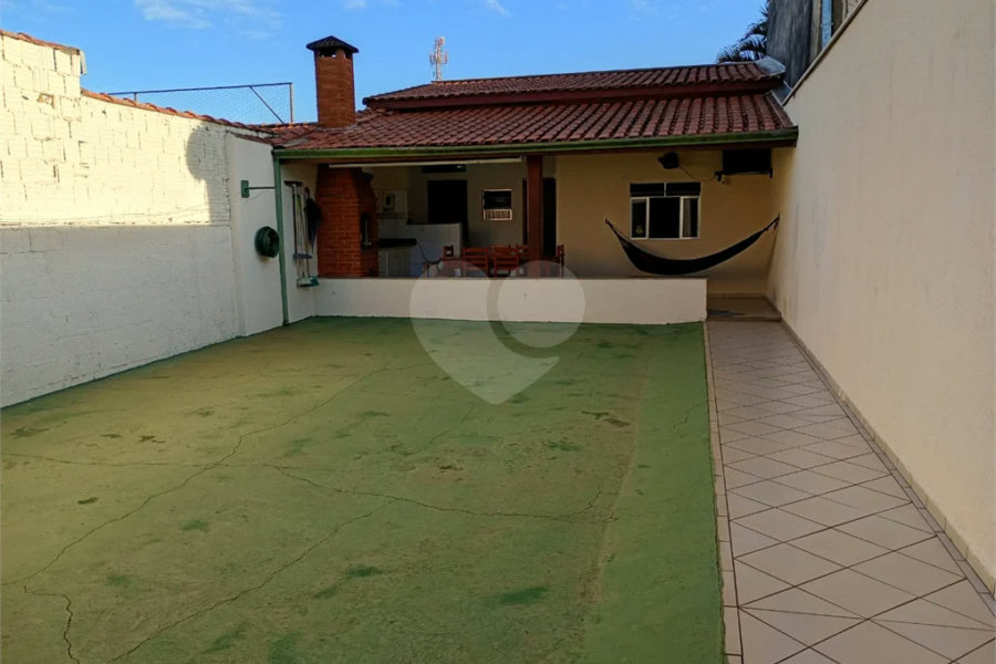 Casa térrea com edícula, com 4 dormitórios à venda no Condomínio Residencial Parque Taquaral em Piracicaba/SP.
