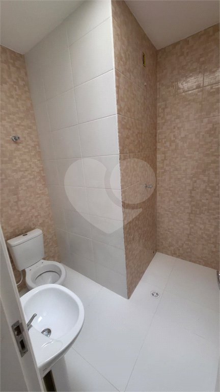 Sobrado à venda com 2 quartos em Guaianazes, São Paulo, SP
