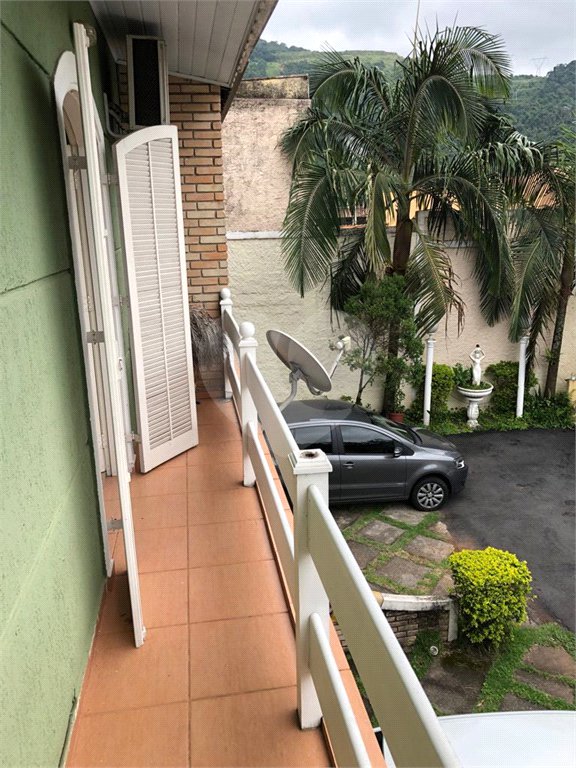 Casa à venda com 3 quartos, sendo 1 suíte, no condomínio Jardim das Pedras, São Paulo - SP