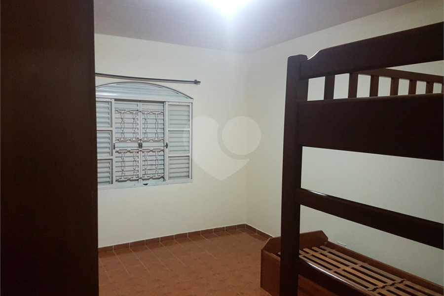Sobrado à venda com 3 quartos, sendo 1 suíte, em Jardim Valéria, Guarulhos, SP