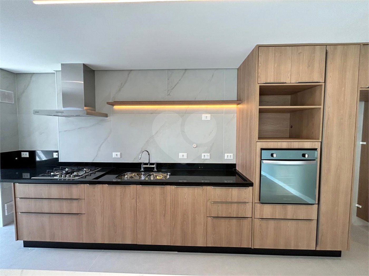 Apartamento à venda com 3 suítes em Vila Mogilar, Mogi das Cruzes, SP