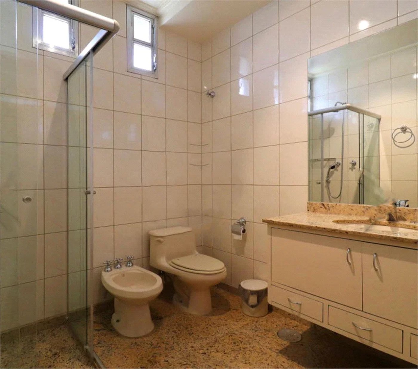 Casa Térrea à venda com 6 quartos, sendo 4 suítes,  em Brooklin Paulista, São Paulo, SP