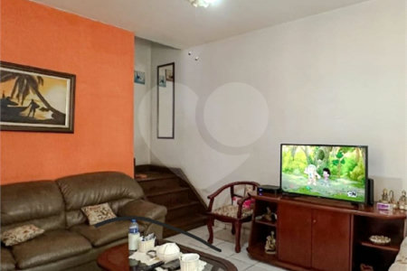 Sobrado à venda com 2 quartos em Vila Romana, São Paulo, SP