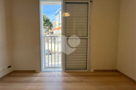 Casa à venda com 4 quartos, sendo 1 suíte,  em Jardim Franca, São Paulo, SP