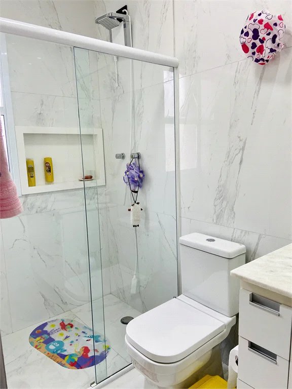 Casa à venda com 3 suítes em Jardim Londrina, São Paulo, SP