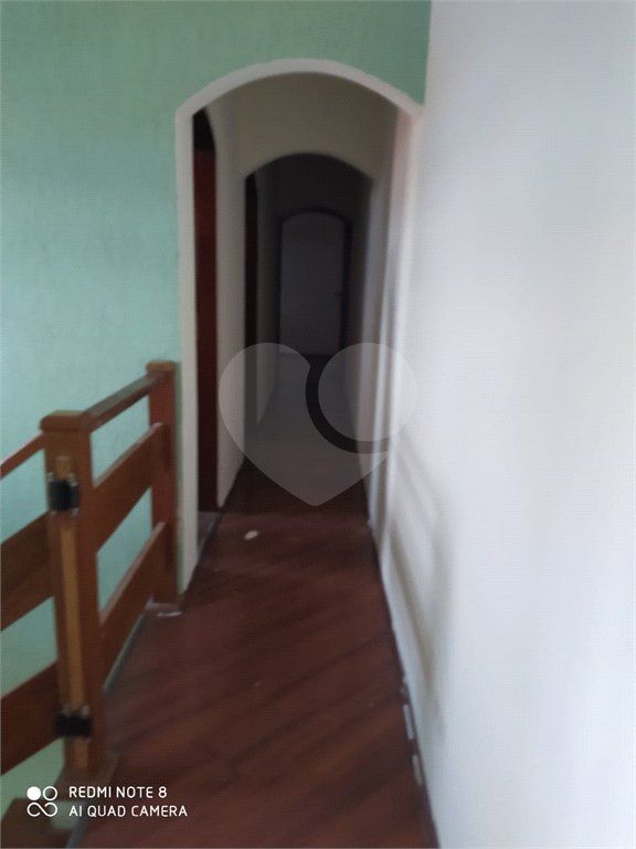 Sobrado à venda com 3 quartos, sendo 1 suíte,  em Vila Urupês, Suzano, SP