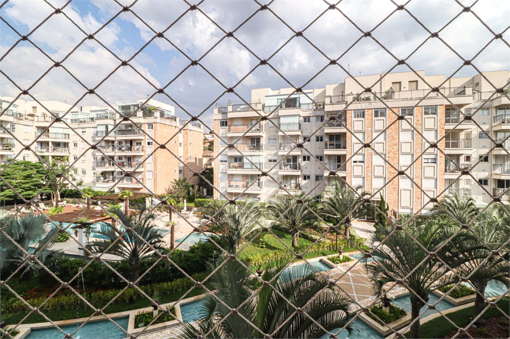 Apartamento à venda com 2 quartos, sendo 1 suíte,  em MORUMBI, São Paulo, SP