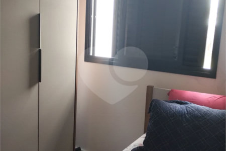 Sobrado à venda com 3 quartos, sendo 1 suíte,  em Alves Dias, São Bernardo do Campo, SP