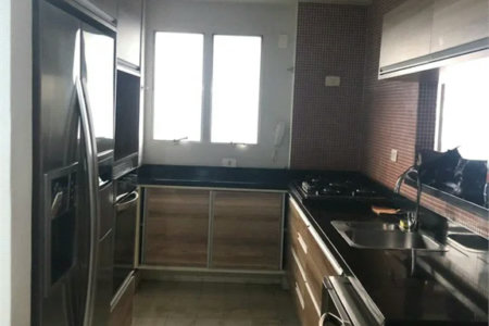 Sala à venda em Vila Suzana, São Paulo, SP
