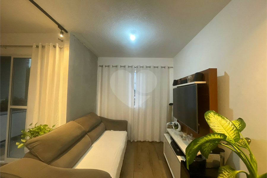 Apartamento à venda com 2 quartos em Parque Edu Chaves, São Paulo, SP
