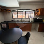 Sobrado à venda com 4 quartos, sendo 1 suíte,  em Jardim Santa Rosa, Araraquara, SP