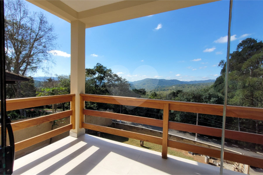 Casa à venda com 4 suítes no condomínio Sausalito, Mairiporã - SP