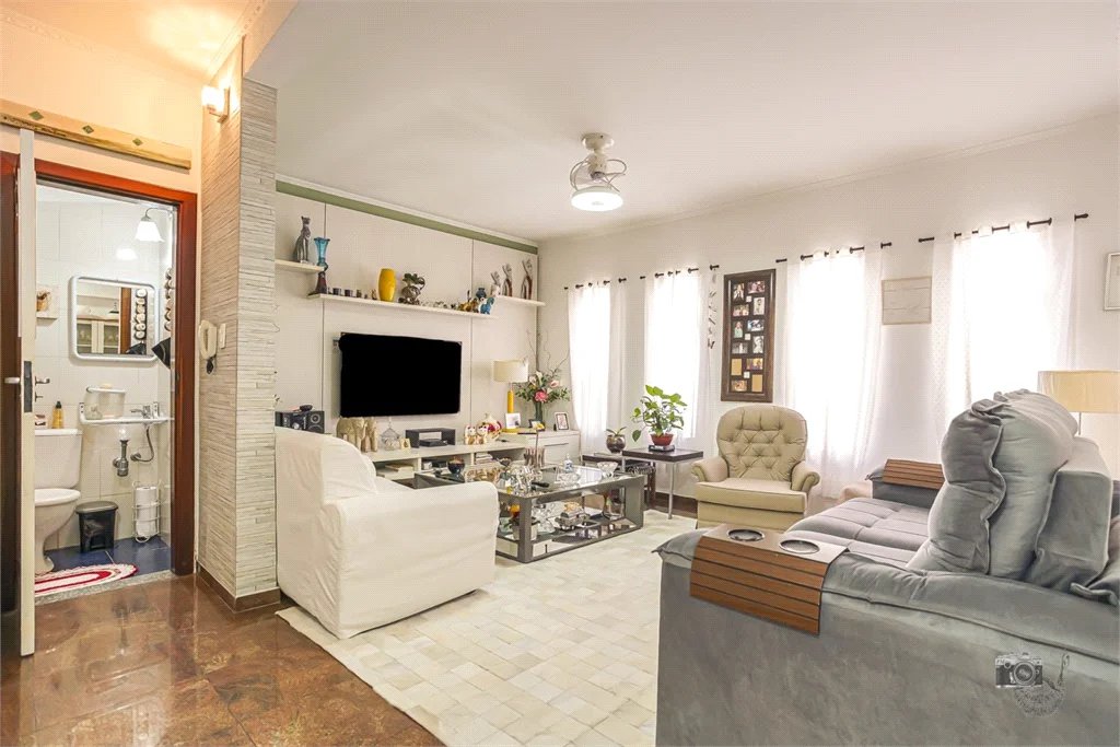 Casa à venda com 3 quartos, sendo 1 suíte, em Vila Leopoldina, São Paulo, SP