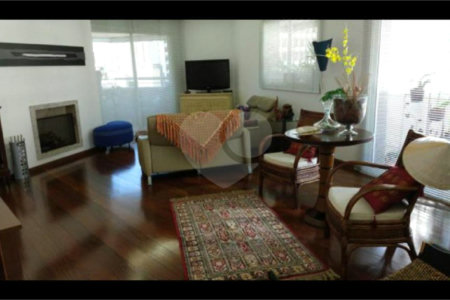 Apartamento à venda no Paraíso de 303m² com 4 suítes e 4 vagas.