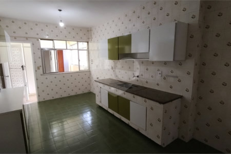 Apartamento à venda com 4 quartos, sendo 2 suítes,  em Tijuca, Rio de Janeiro, RJ