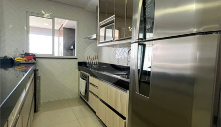Apartamento à venda com 3 quartos, sendo 1 suíte,  em Vila Suissa, Mogi das Cruzes, SP